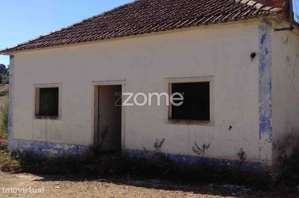 Moradia 4 quartos para remodelar Rio Maior, Santarém