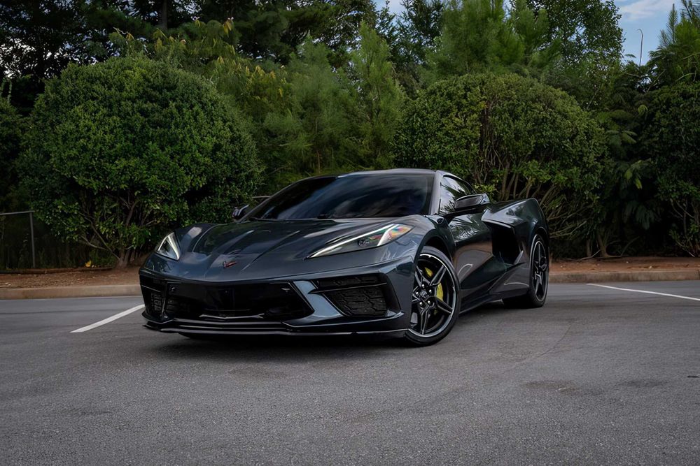 Chevrolet Corvette      2021