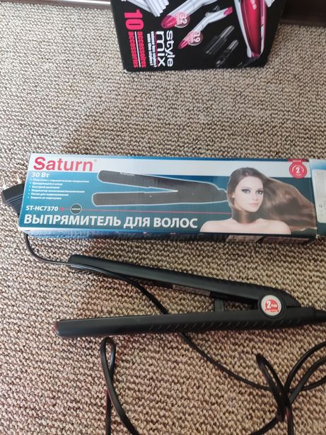 Выпрямитель для волос Saturn