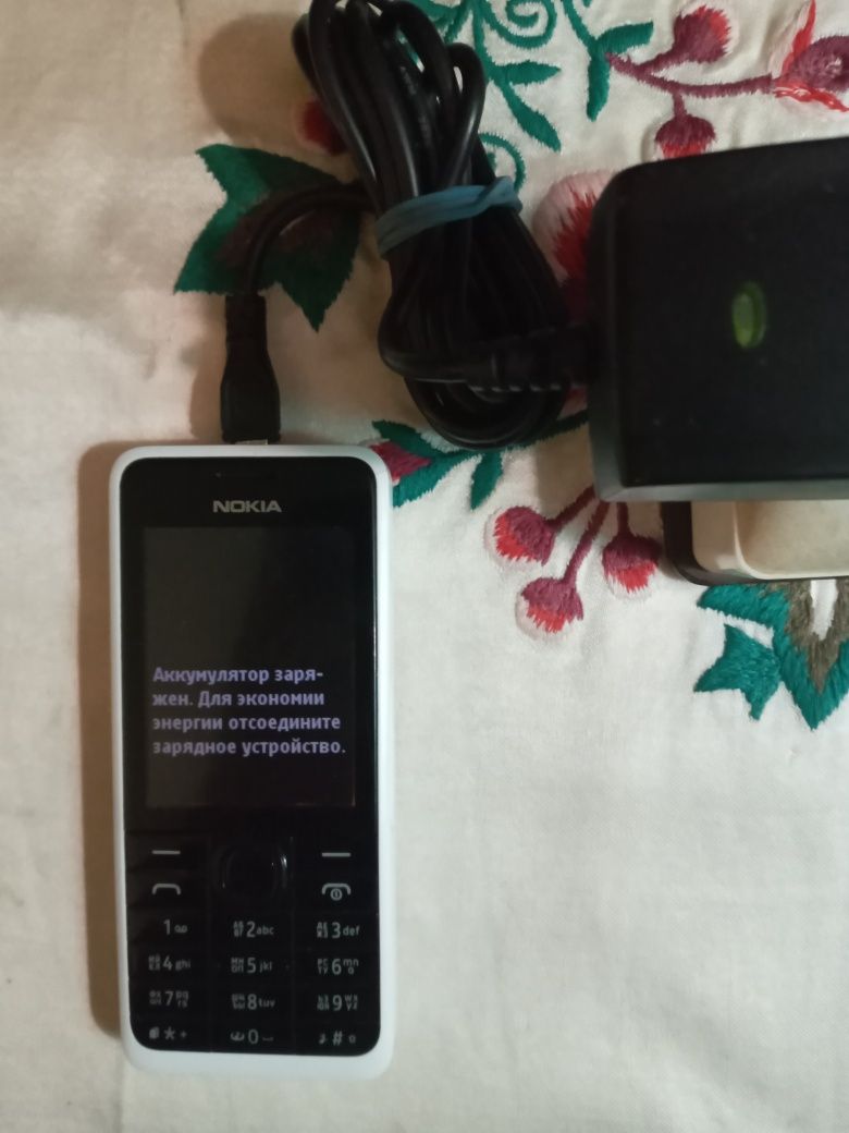 Nokia 301 2sim+карта памяти 2акб 3G Internet