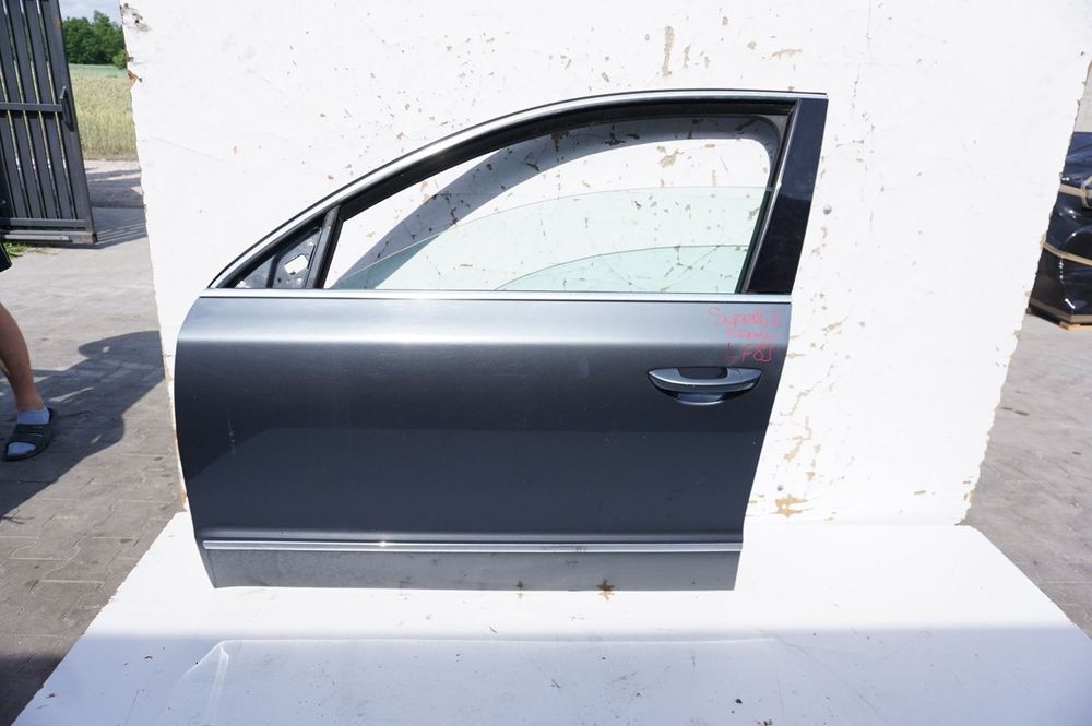 DRZWI LEWY PRZÓD SKODA SUPERB II 2 HB LF8J
