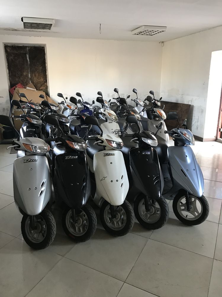 Honda dio з Контейнера Доставка Поштою