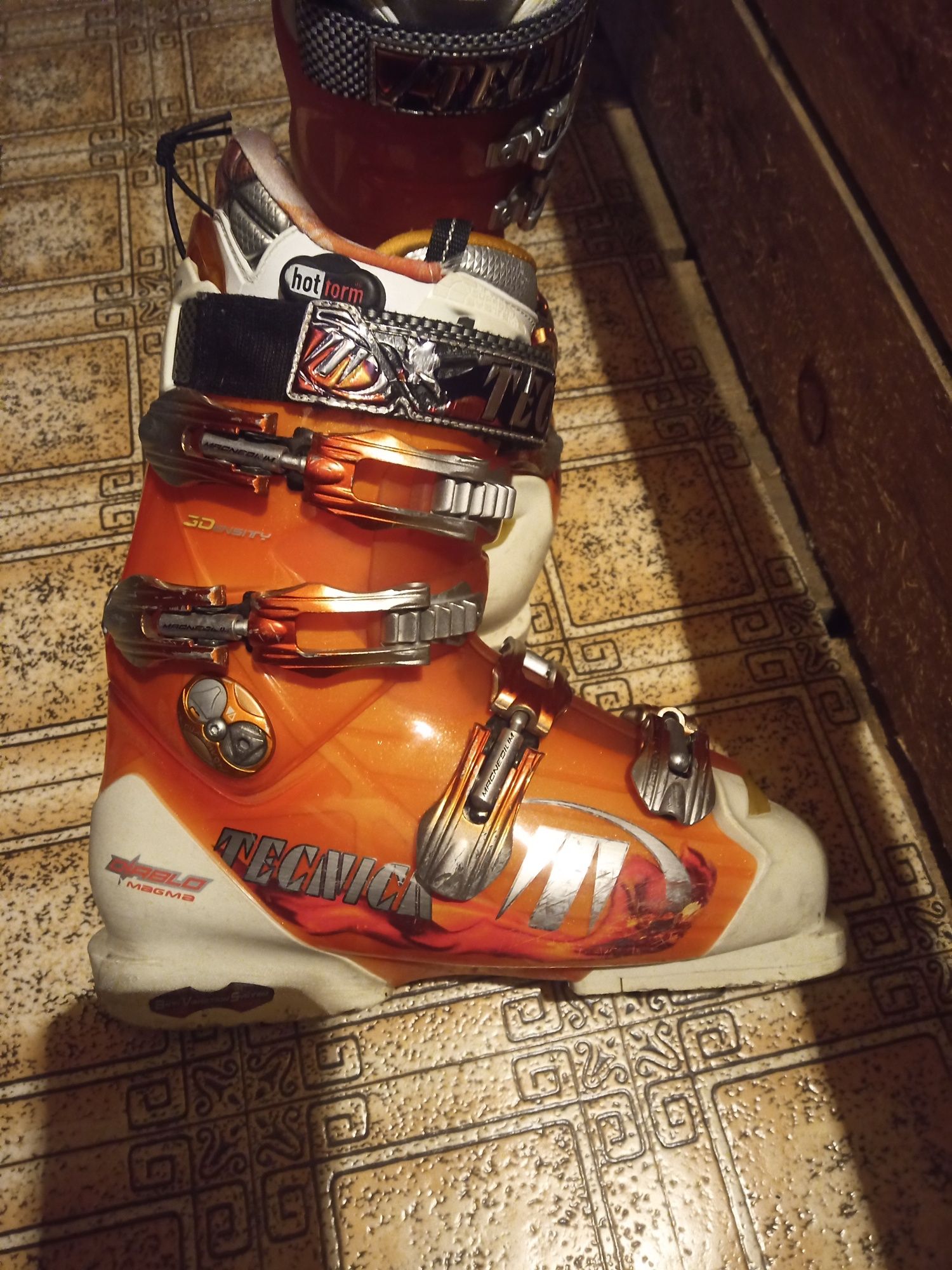 Buty narciarskie  roz 42   technica   Stan bdb