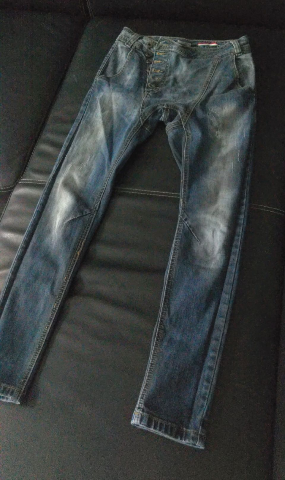 Spodnie jeans włoskiej jakości