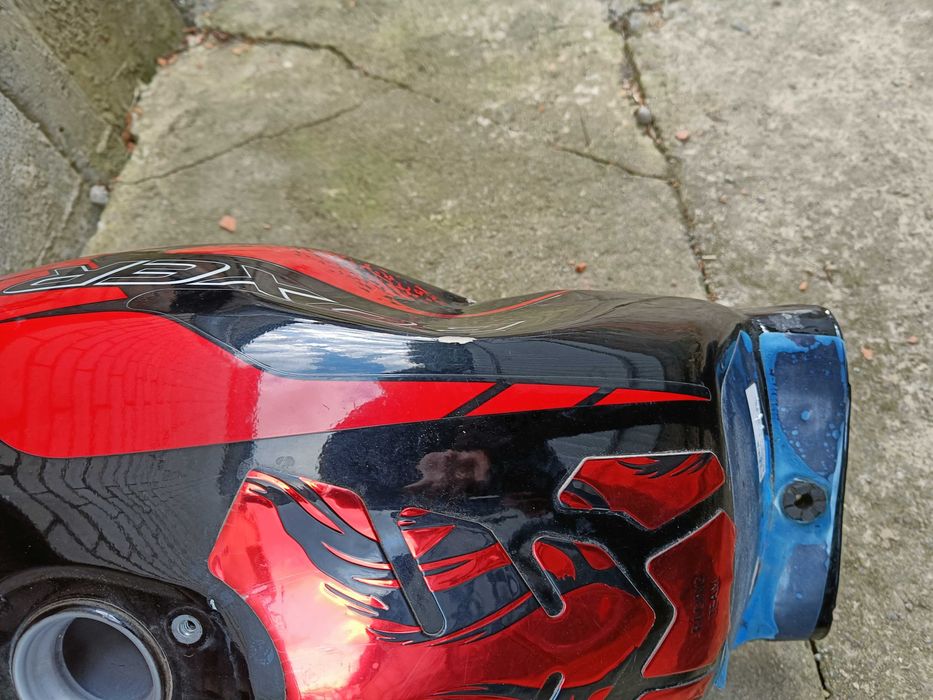 Бак Bajaj Boxer із вм'ятиною