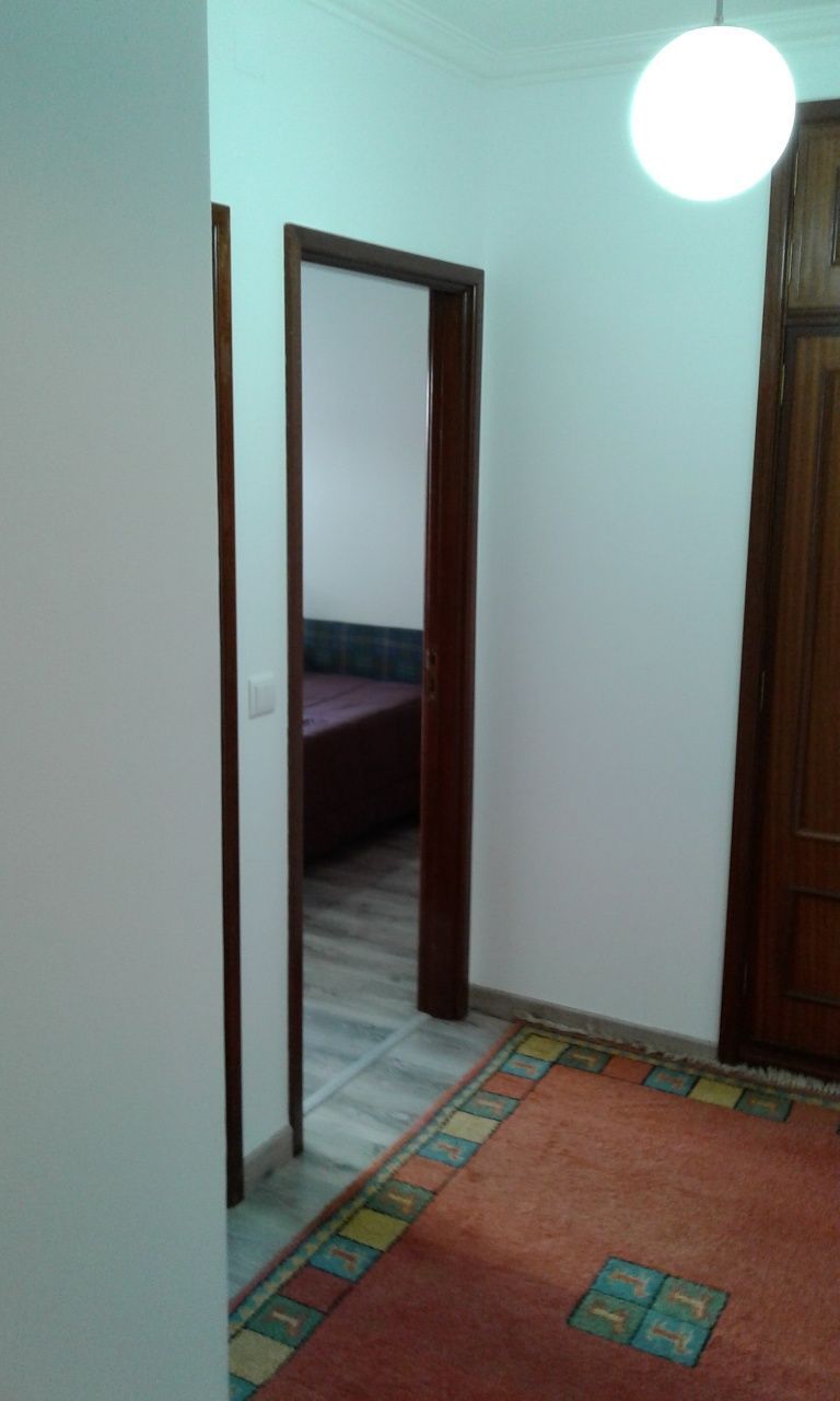 Arrendo quarto ao Arrábida