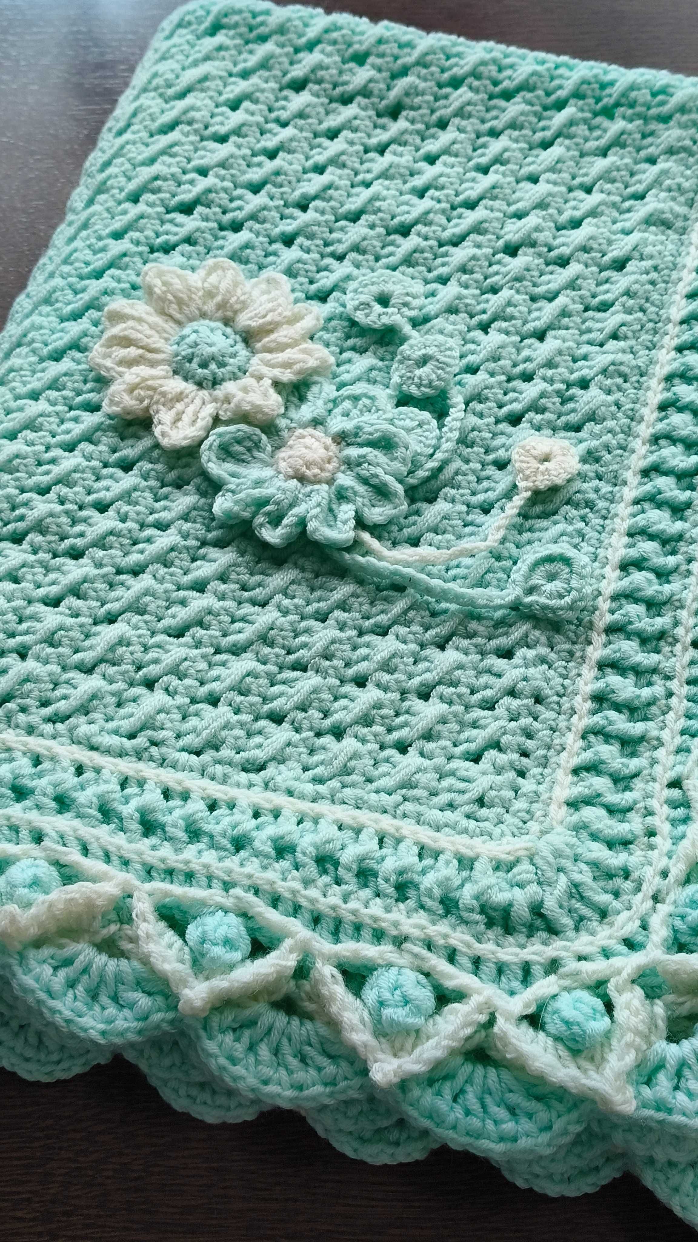 Kocyk Handmade, ręcznie wykonany szydełkiem