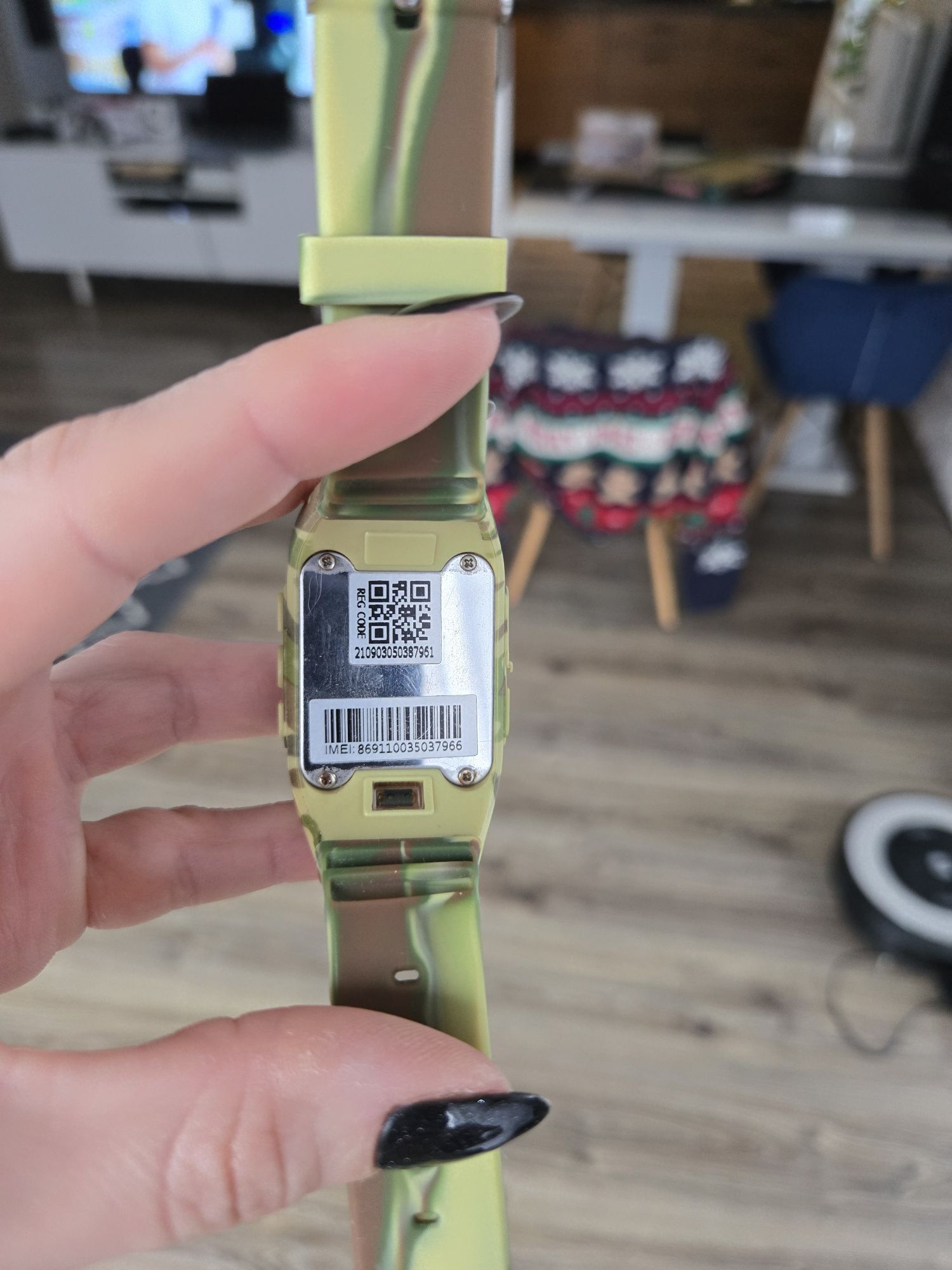 Zegarek dla dzieci z lokalizatorem GPS i połączeniami