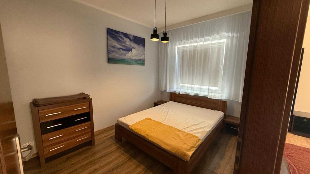 Metro Natolin. Pokój 15-25m2 (dziewczynie) w mieszkaniu 53m2 z garażem