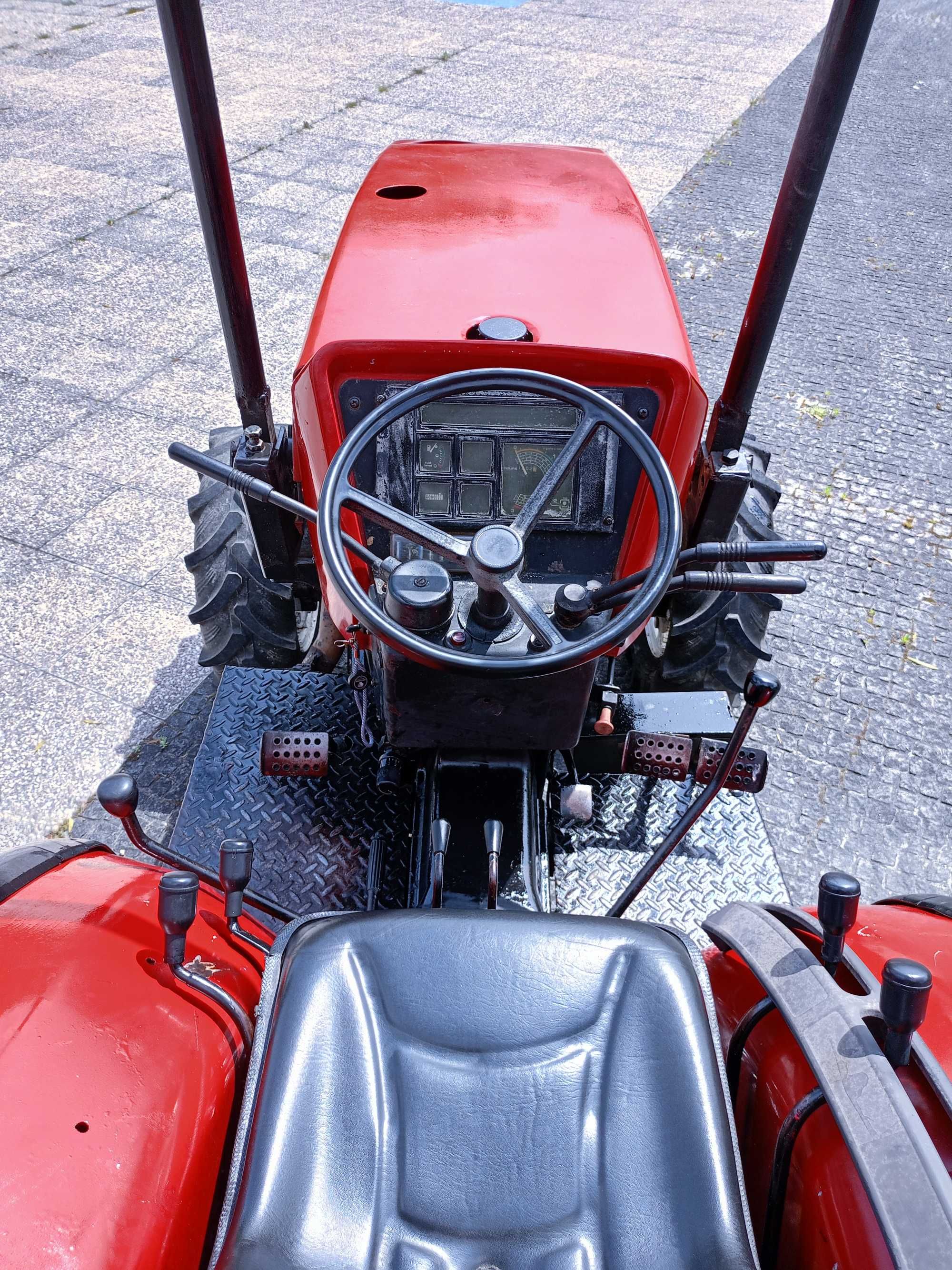 Trator case 2120 55cv