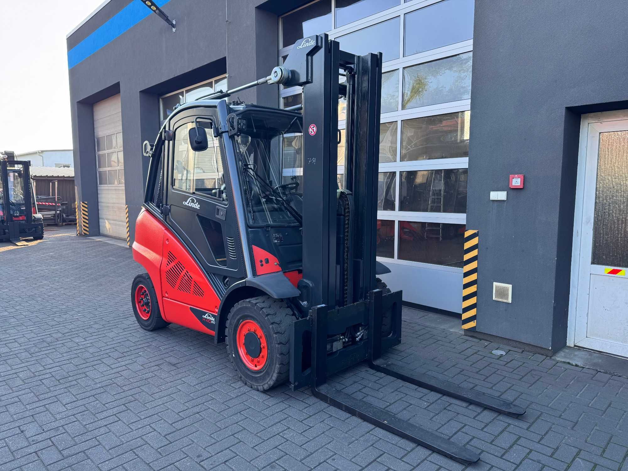 Wózek widłowy Linde H40D-02 2015 rok TRIPLEX KABINA 714
