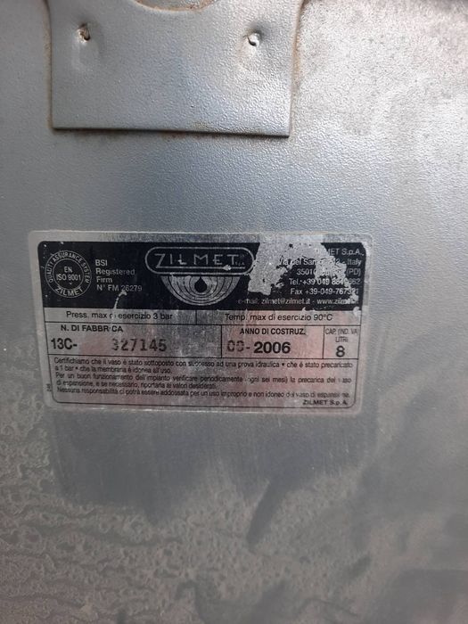 Продам газовую колонку(котел) Beretta