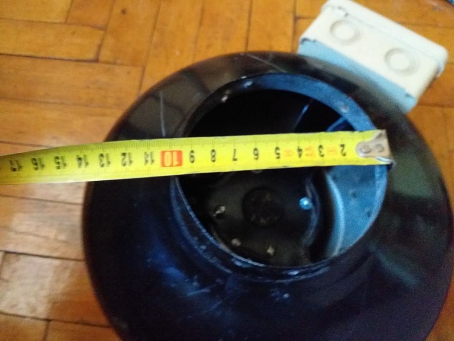 Витяжка лінійна Dospel