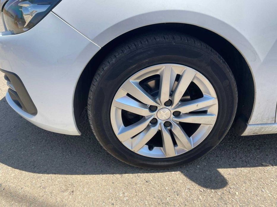 Peugeot 308 -- 1.5 HDI -- 175000 Km – 10/2018 – Revisão completa