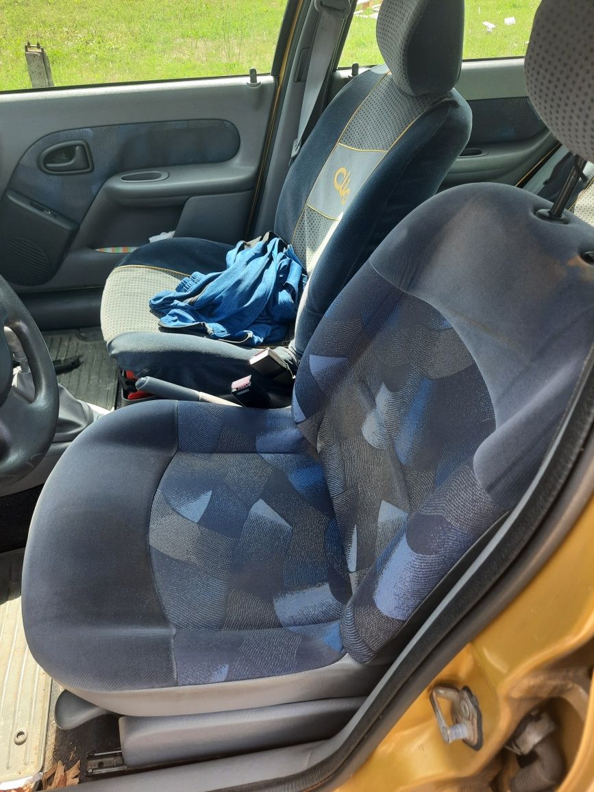 Renault clio 1.2 RN  31tkm. Krajowy