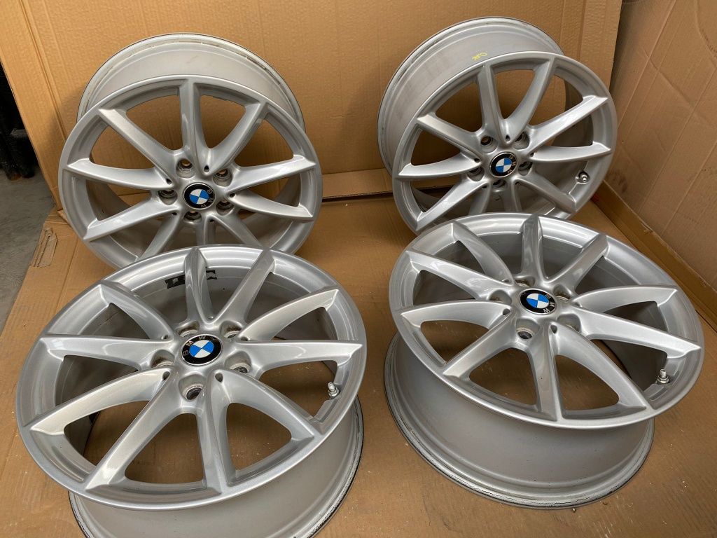 Alufelgi Felgi Aluminiowe r17 5x112 BMW Oryginał et52