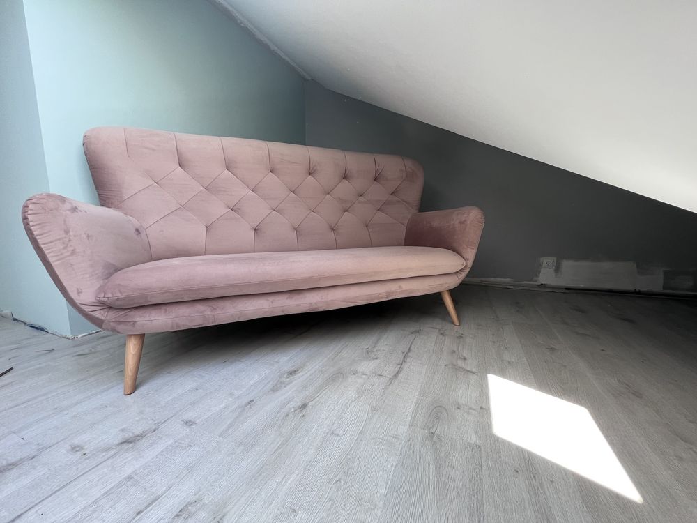 Sofa Pirjo brudny róż