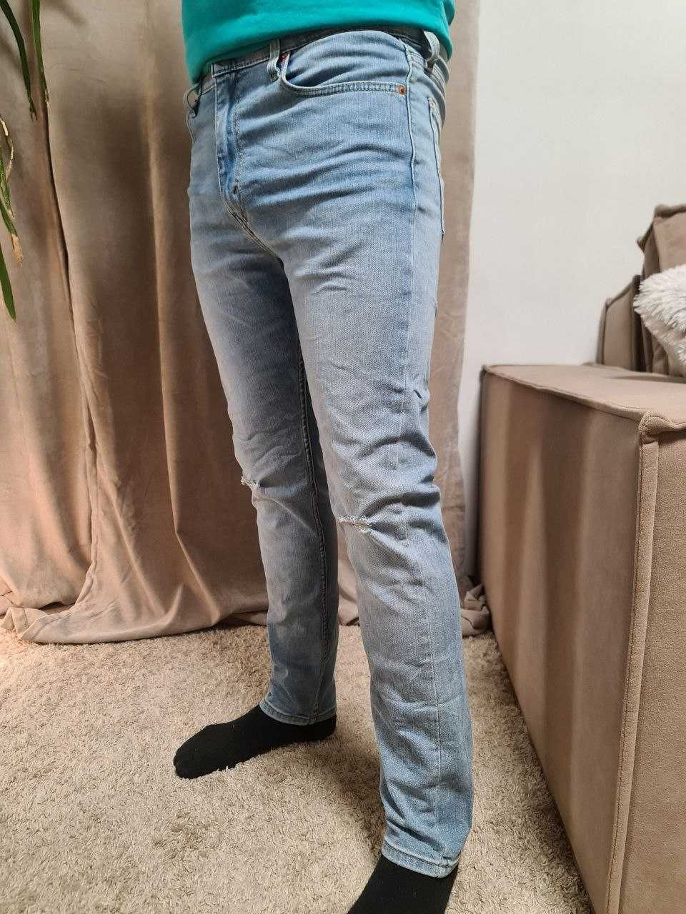 Джинси Levi's блакитні. Розмір XL-L