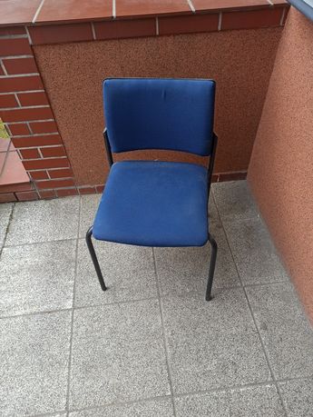 Krzesło krzesła cena za 2 sztuki bardzo solidne używane stan dobry