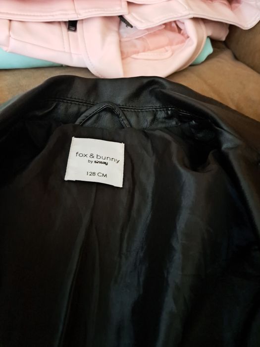 Czarna ramoneska 128 sinsay