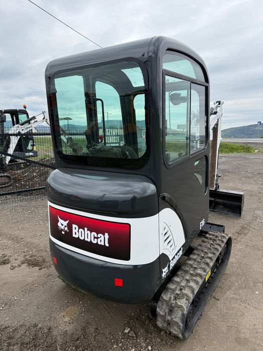 Bobcat E16  Minikoparka Bobcat e16 long arm Serwisowana Mini koparka