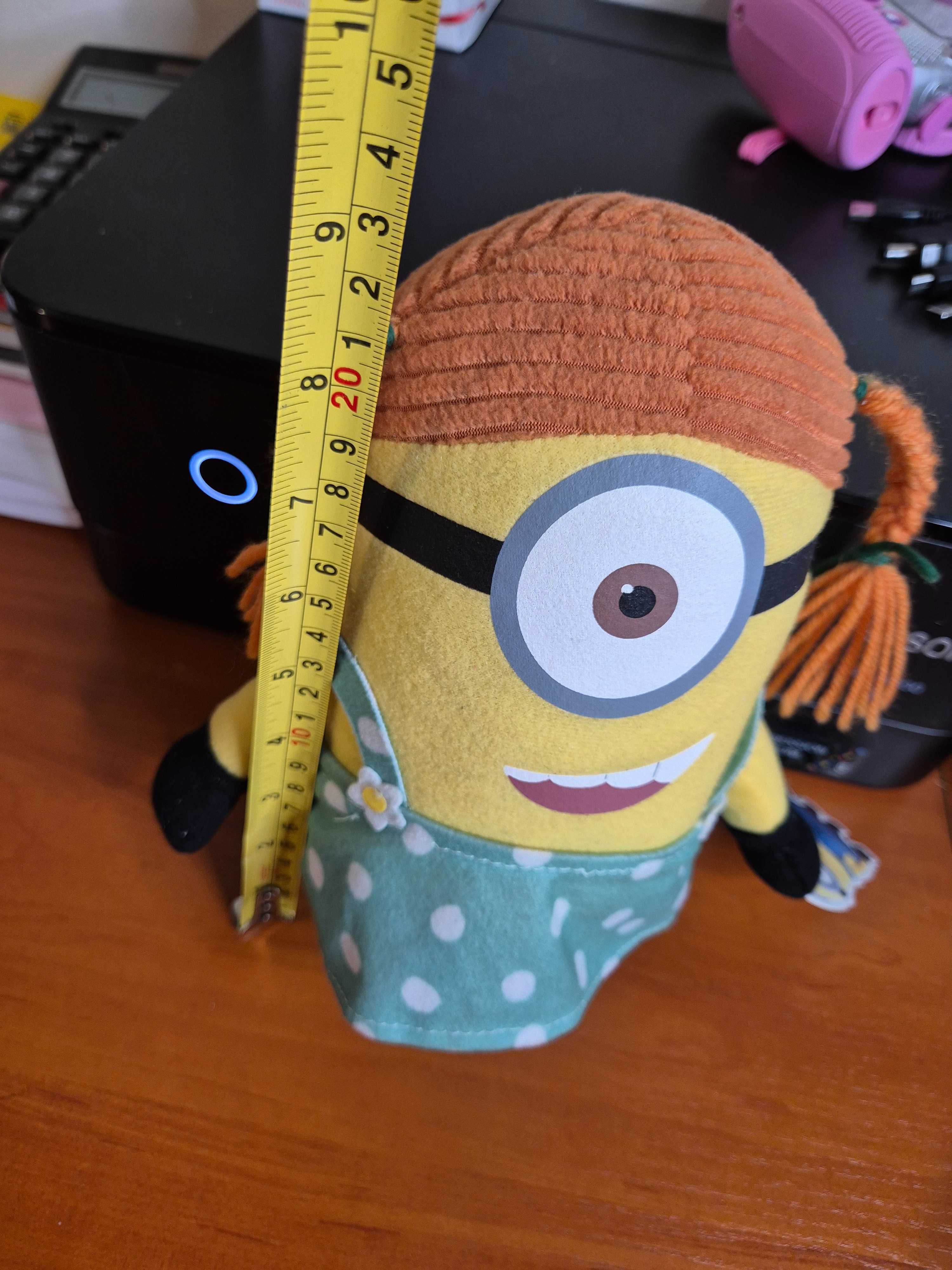 Maskotka minionek STUART dziewczynka
Minionki