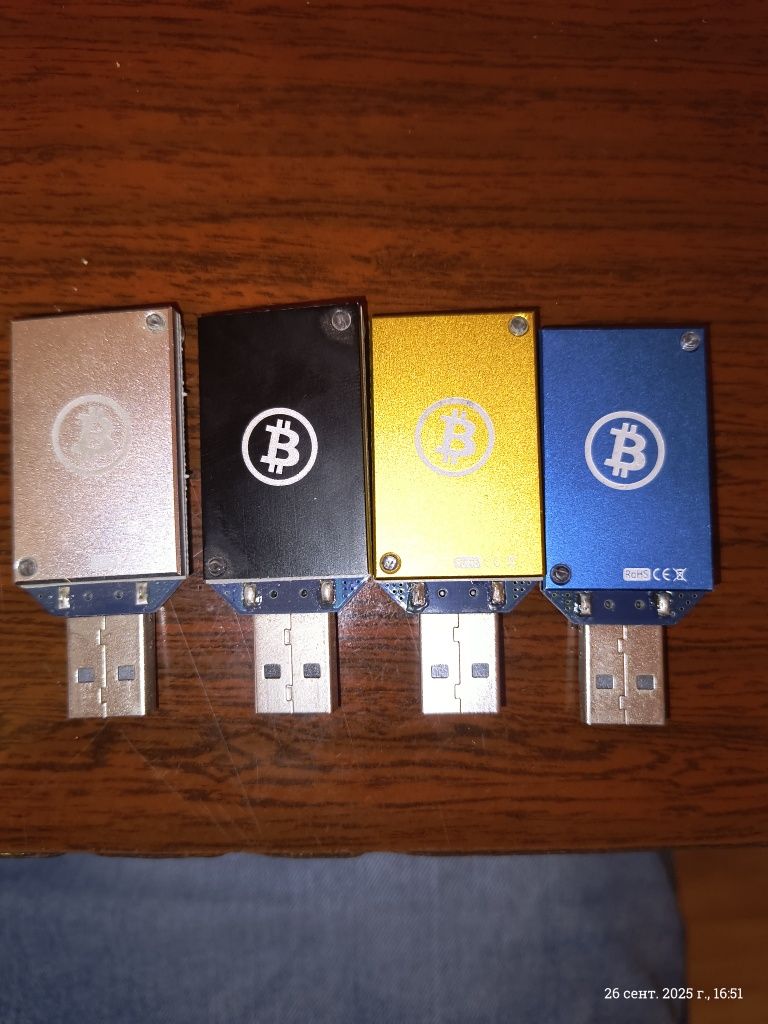 USB ASIC-майнер для Bitcoin (колекційний, робочий)