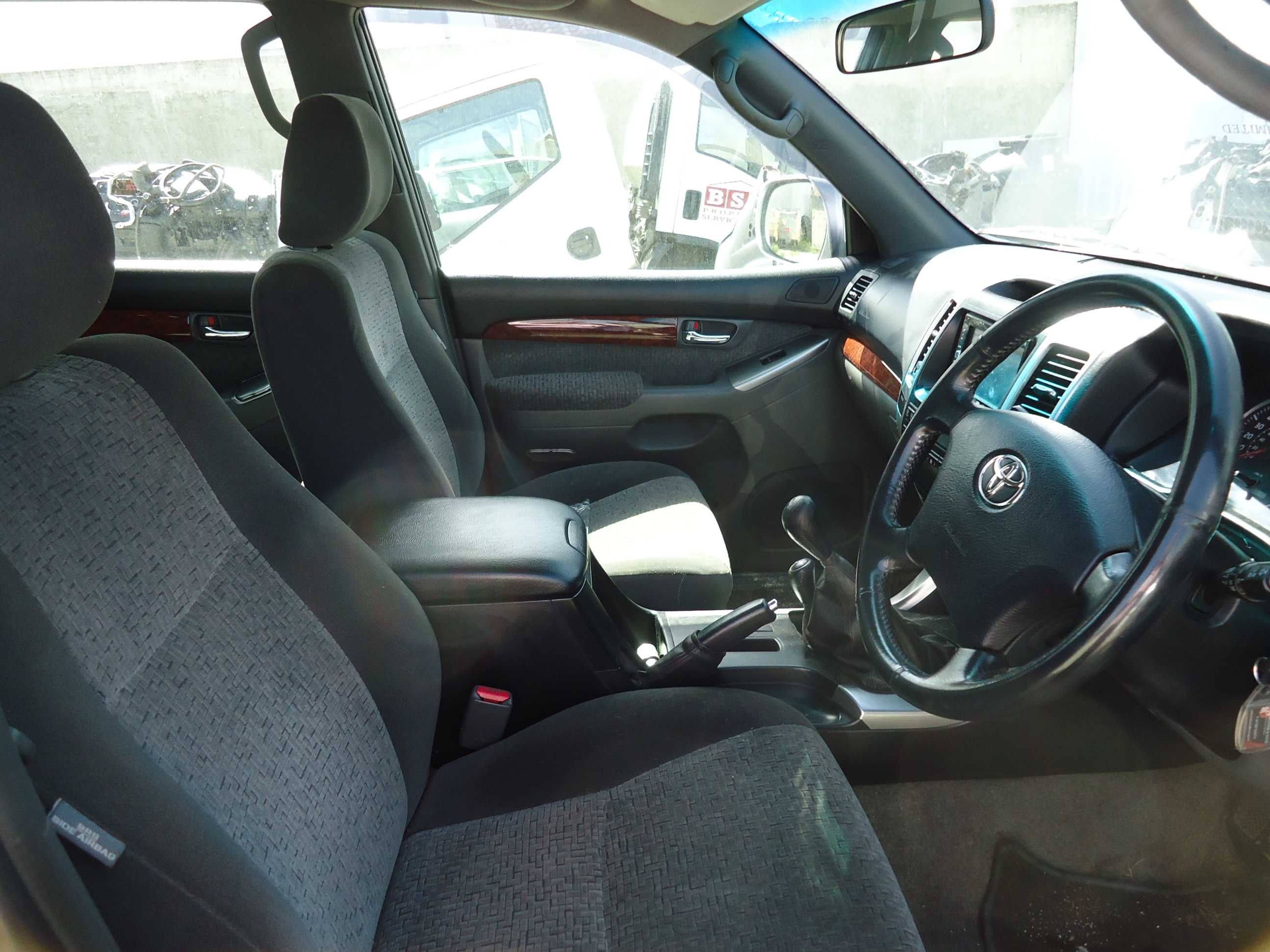 Toyota Land Cruiser J 120 3.0 D4d (1KD-FTV) de 2005 só ás peças