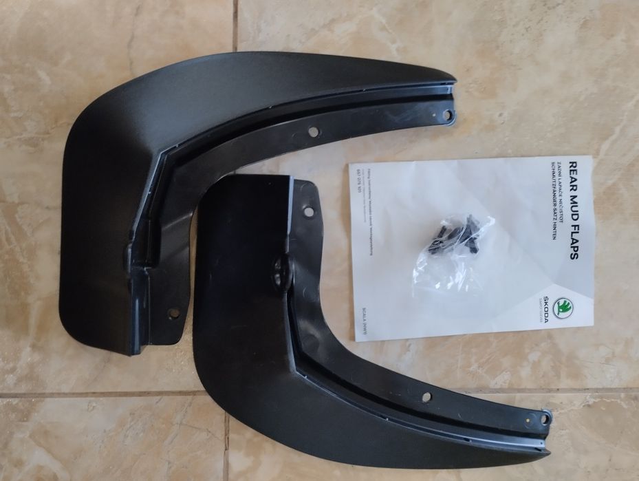 Брызговики задние Skoda Scala .