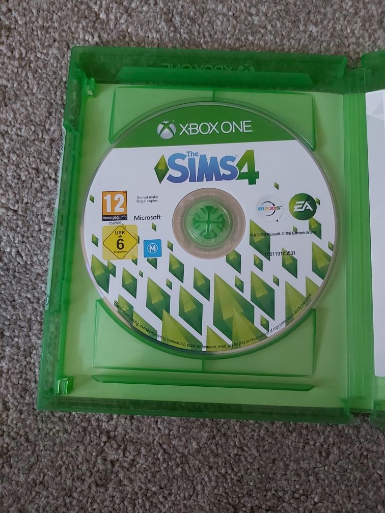 The Sims 4 xbox one