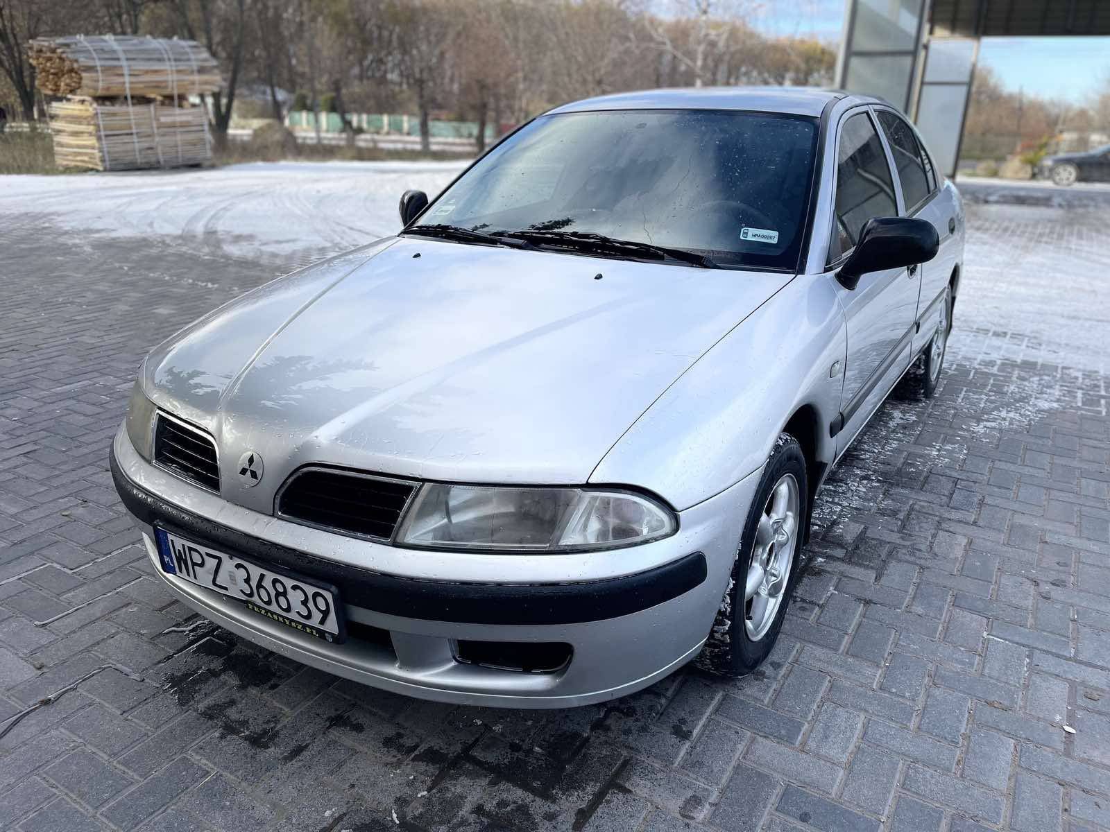 Продам mitsubishi carisma 1.9 2003 рік по запчастинах