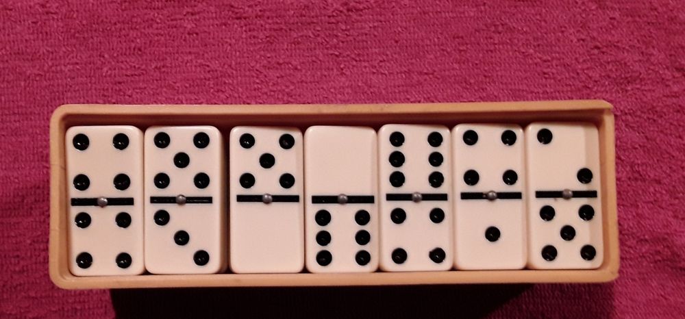 Jogo dominó vintage "Double six", como novo!