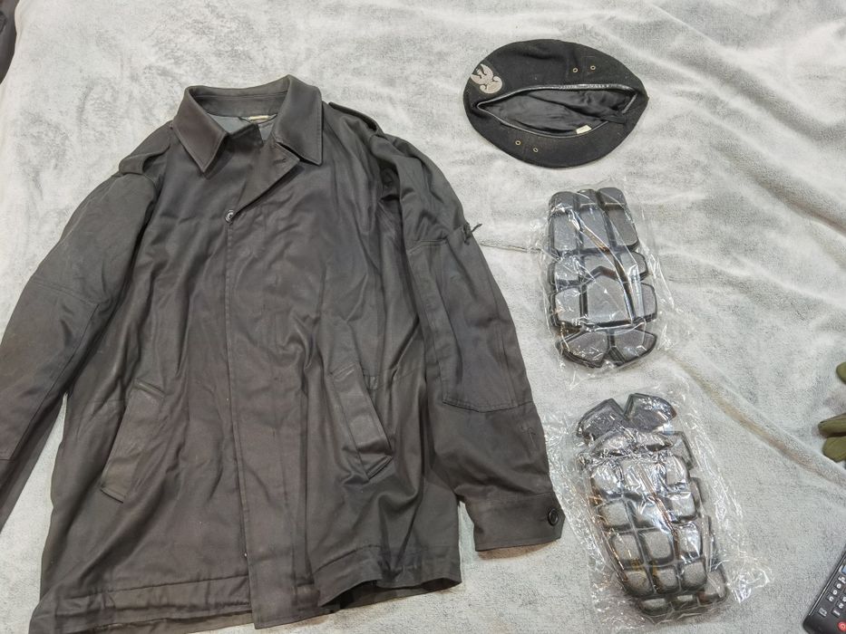 Kombinezon czołgisty ubranie warsztatowe czarnuch xl,  czarny beret WP