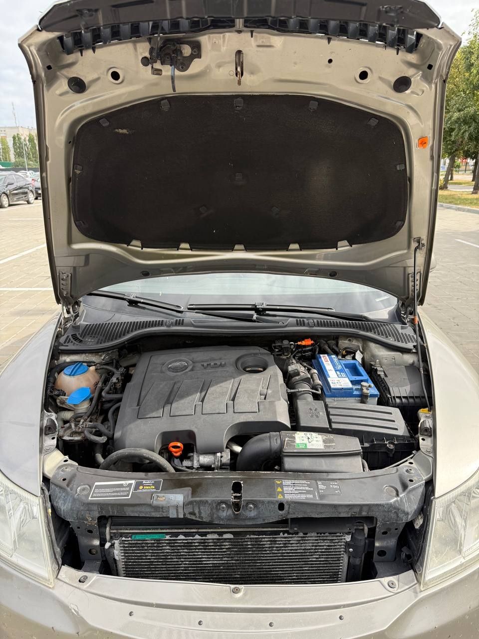 Продам Шкода Октавия А-5 /1.6 TDI