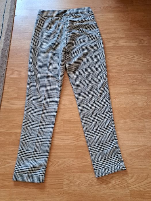 Spodnie czarno - białe/kratka/ Reserved r.36 - nowe