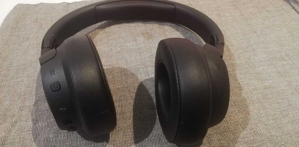 Auscultadores wireless noise canceling JBL TUNE 779