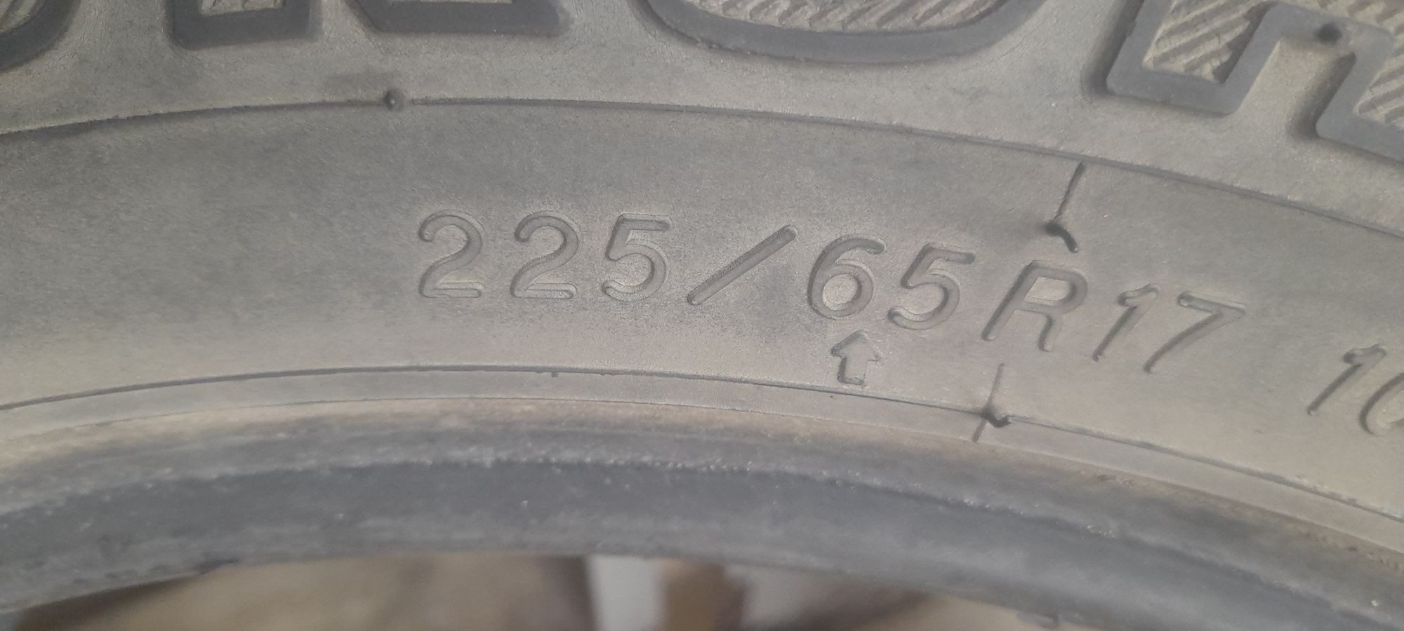 Шины зимние 225/65 R17