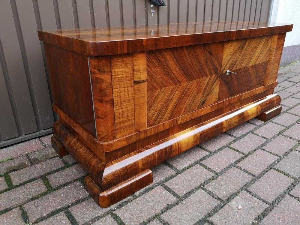 Komoda ART-DECO Orzech Niska Stara Antyk Politura Po Renowacji Okazja.