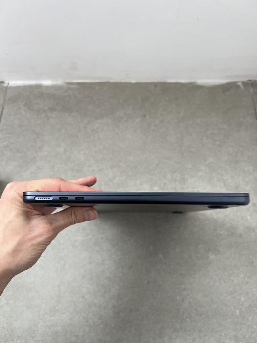 680$ MacBook Air 13" 2022 MLY33 M2 / 8 GB / 256gb SSD ІДЕАЛ