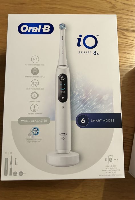 Szczoteczka magnetyczn Oral-B io 8