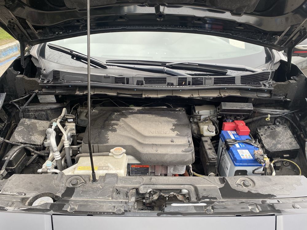 Продам эксклюзивный Nissan Leaf NISMO / 2018 / 40 кВт /