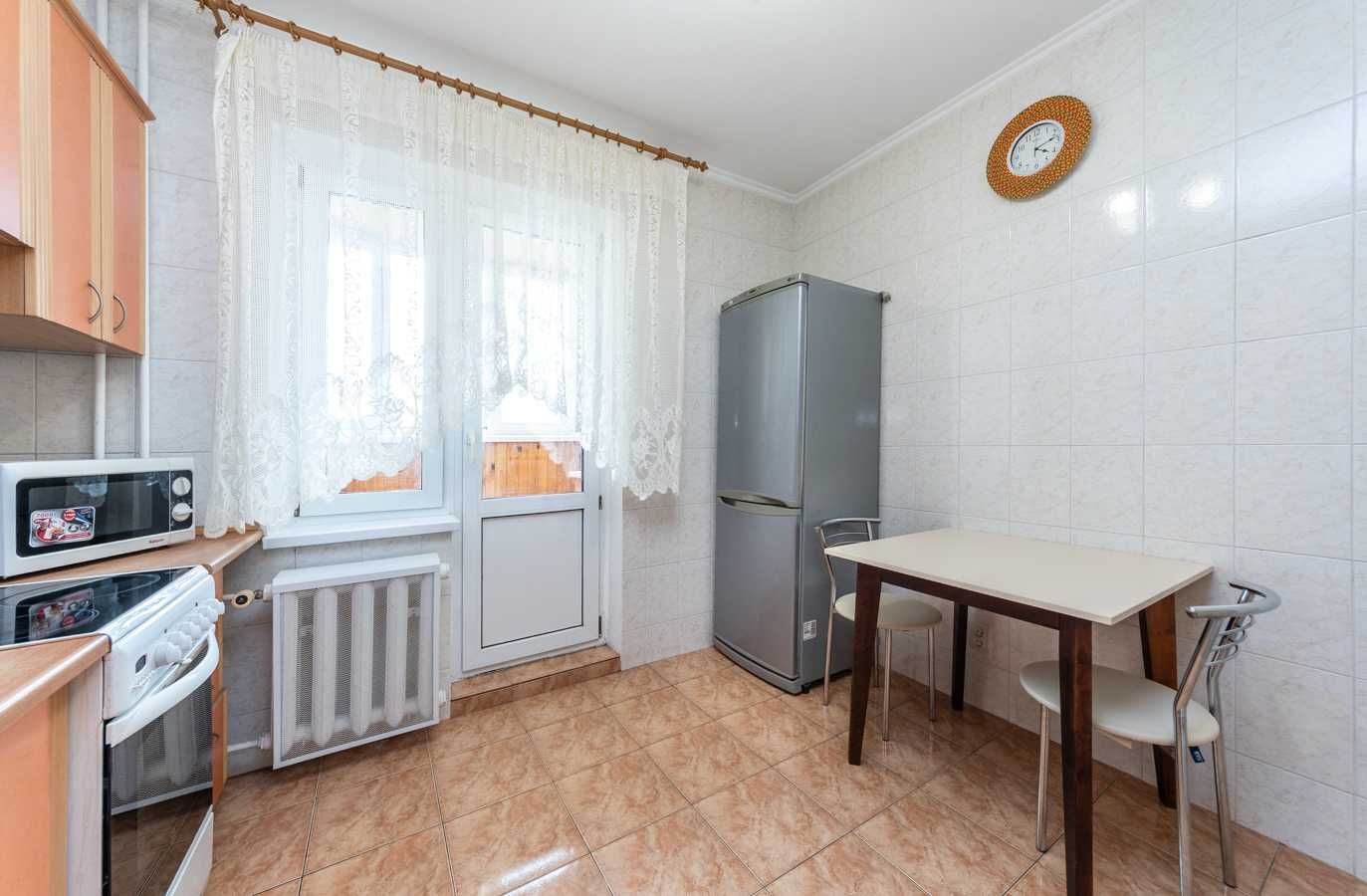 Продаж  затишної 1кім.квартири з ремонтом Харківське шосе 56.