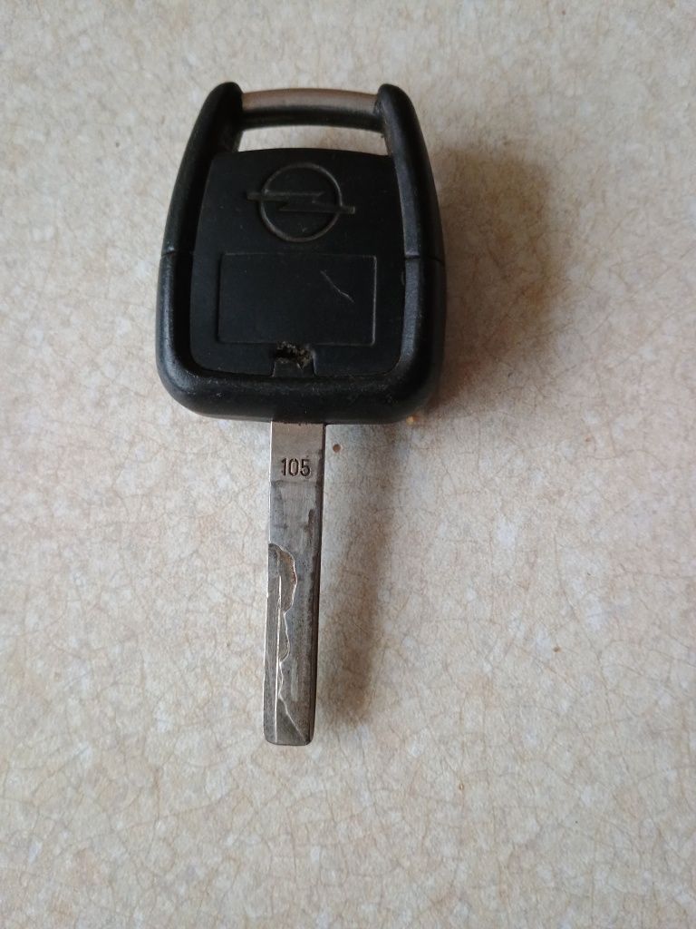 Продам ключ до Opel вектра в оригиналі