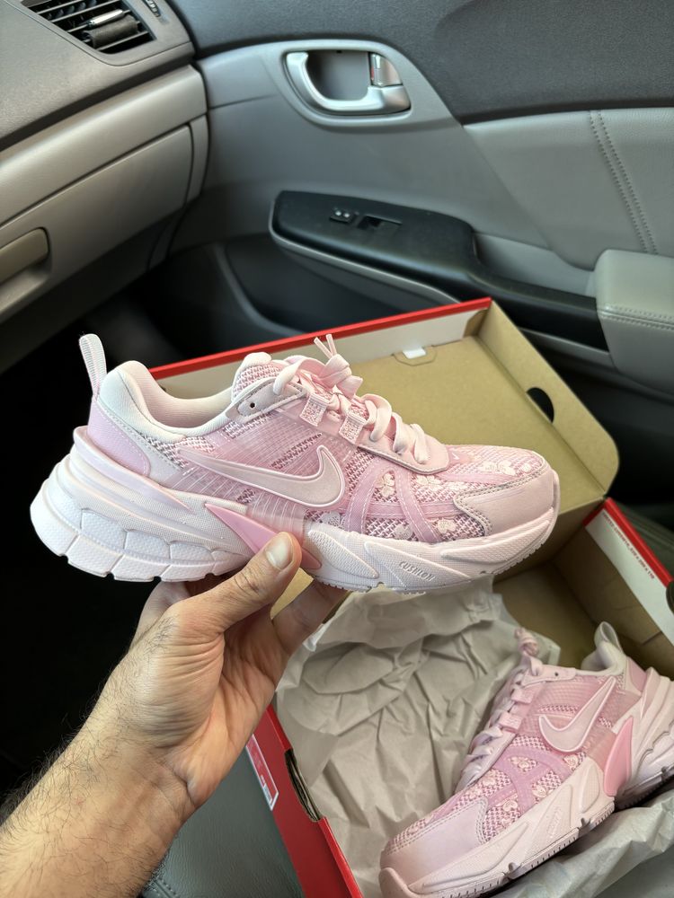Женские Nike V2K Run Новые  Оригинал
