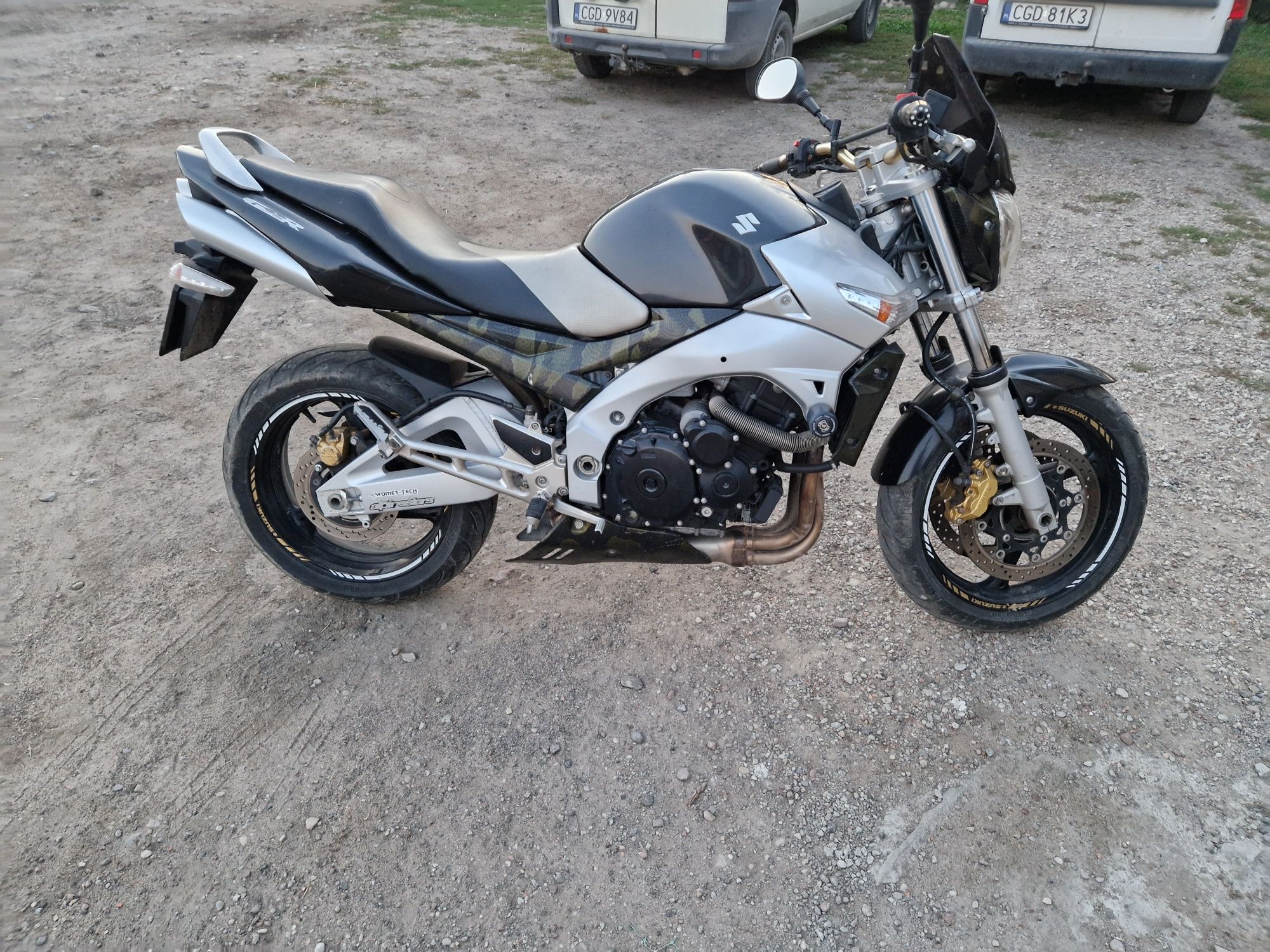 Suzuki GSR600 szosowo turystyczny