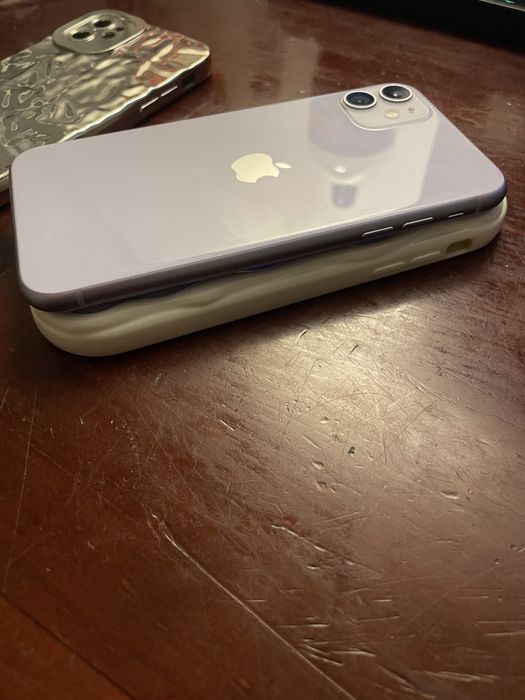 Iphone 11 roxo 64gb