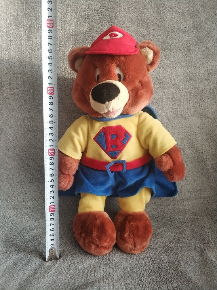 Piękny miś superbohater Bradley