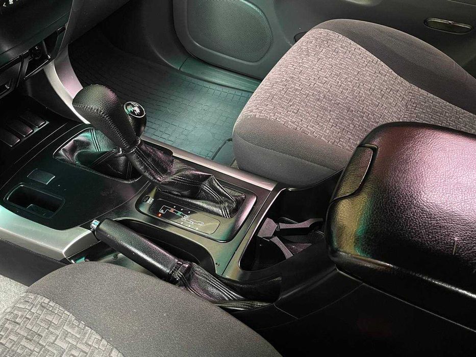 Продам  Toyota Land Cruiser Prado 2006. Можна в розстрочку, під викуп.