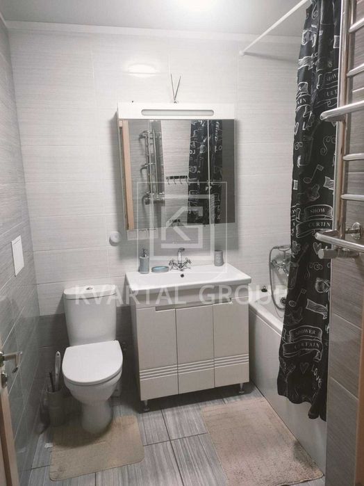 БЕЗ КОМІСІЇ! світла Однокімнатна квартира з ремонтом. ПОКРОВСЬКИЙ парк