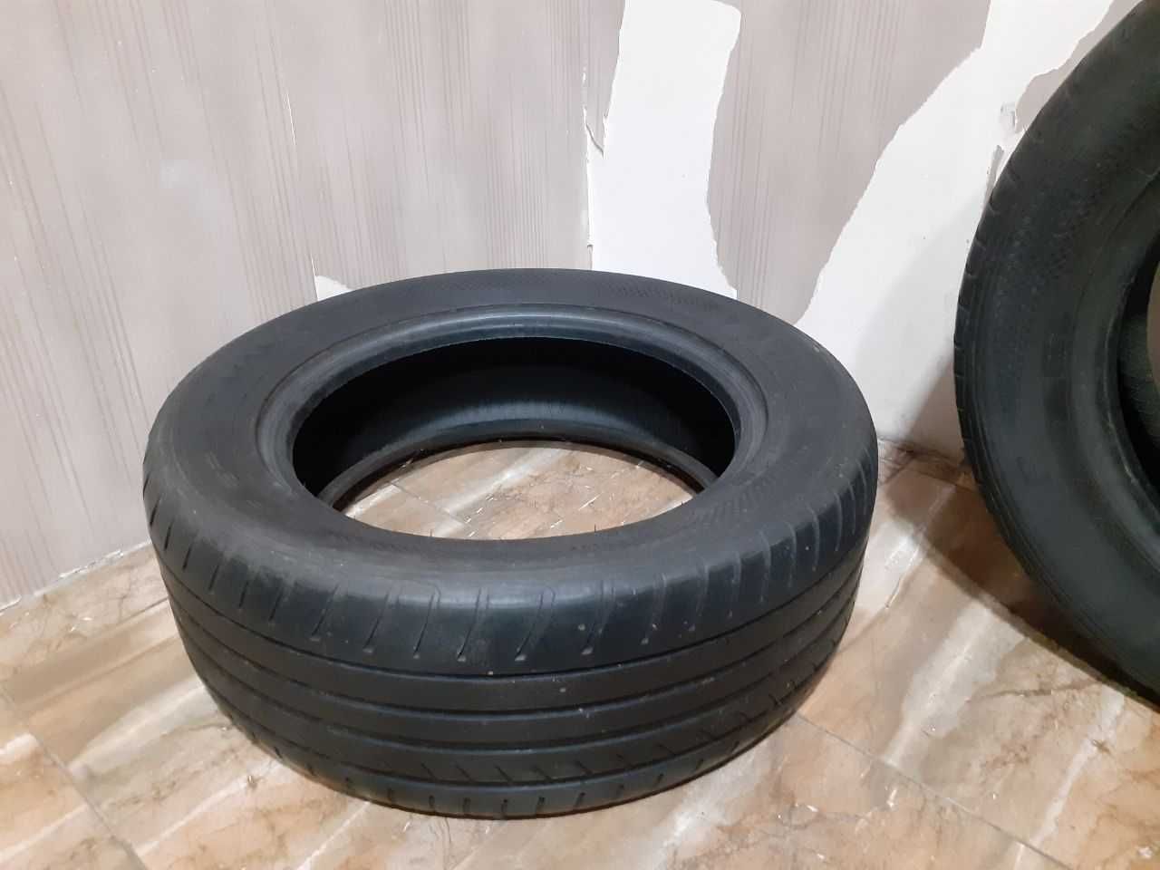 Dunlop 235 / 55 r17 (2 штуки)